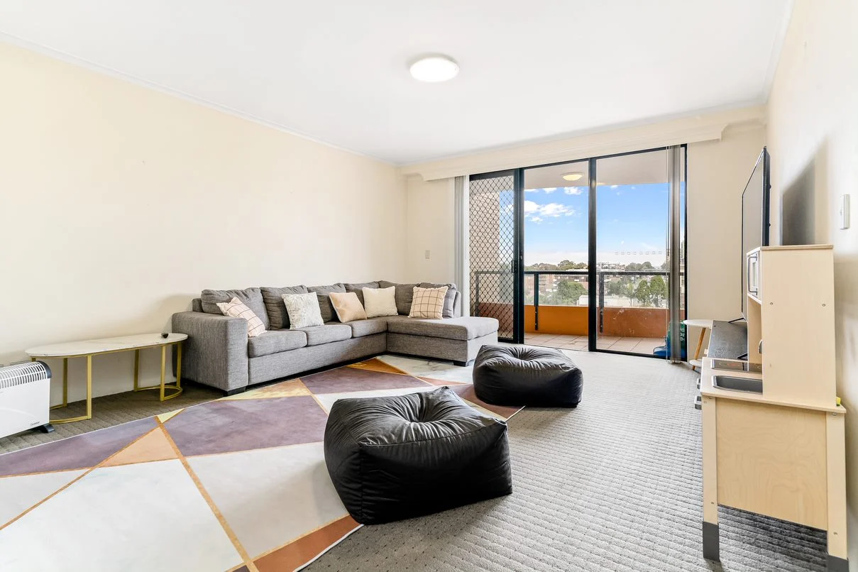 64/2 Ashton Street (1/13)