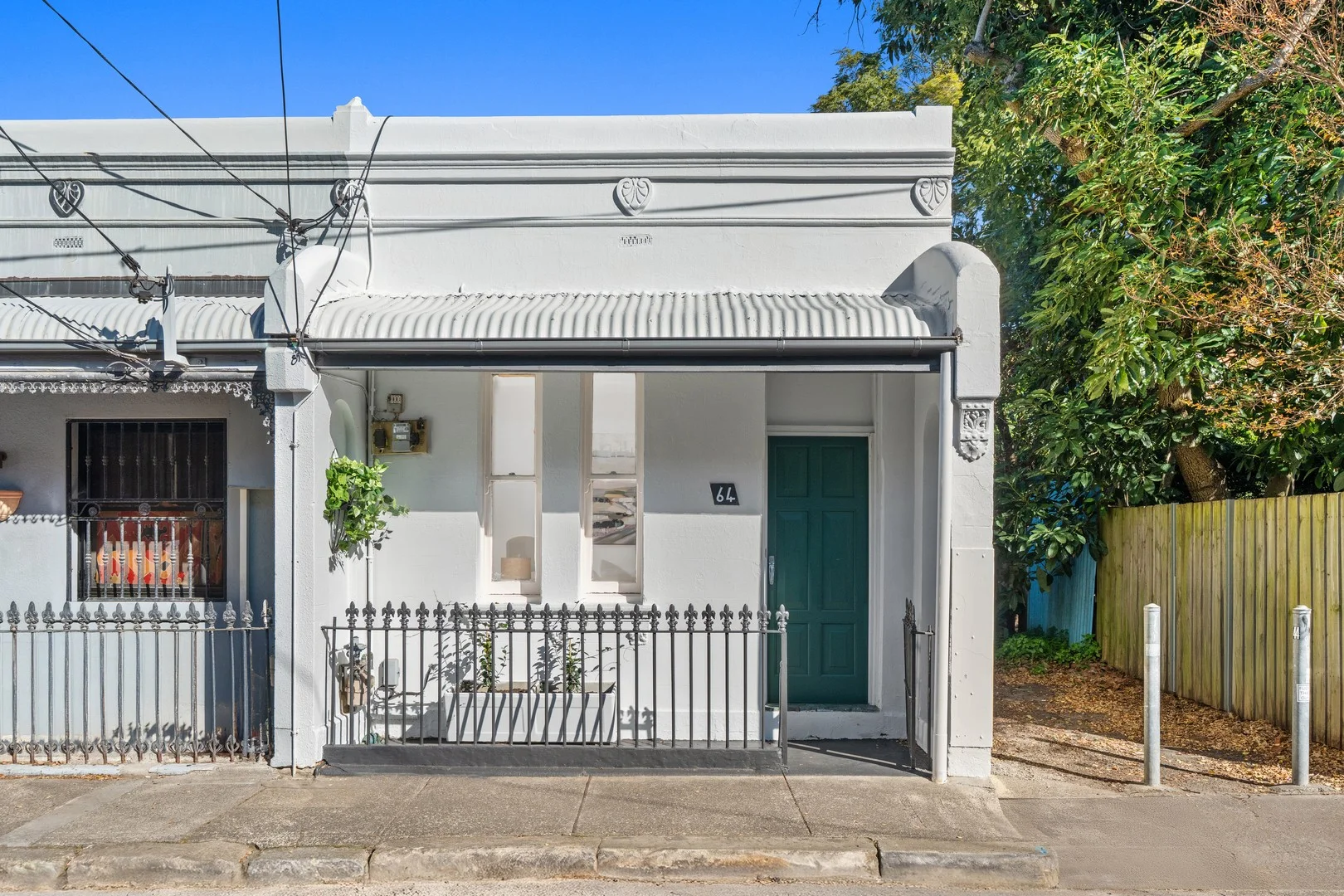 64 Gladstone Street (1/22)