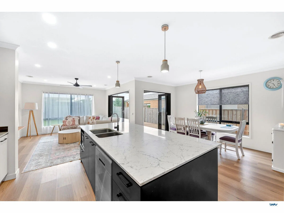 64 Rosella Road (1/13)