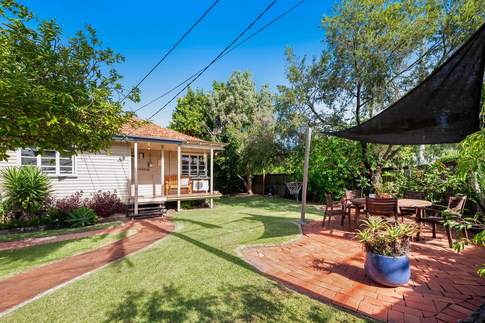 64 Summerville Street (1/20)