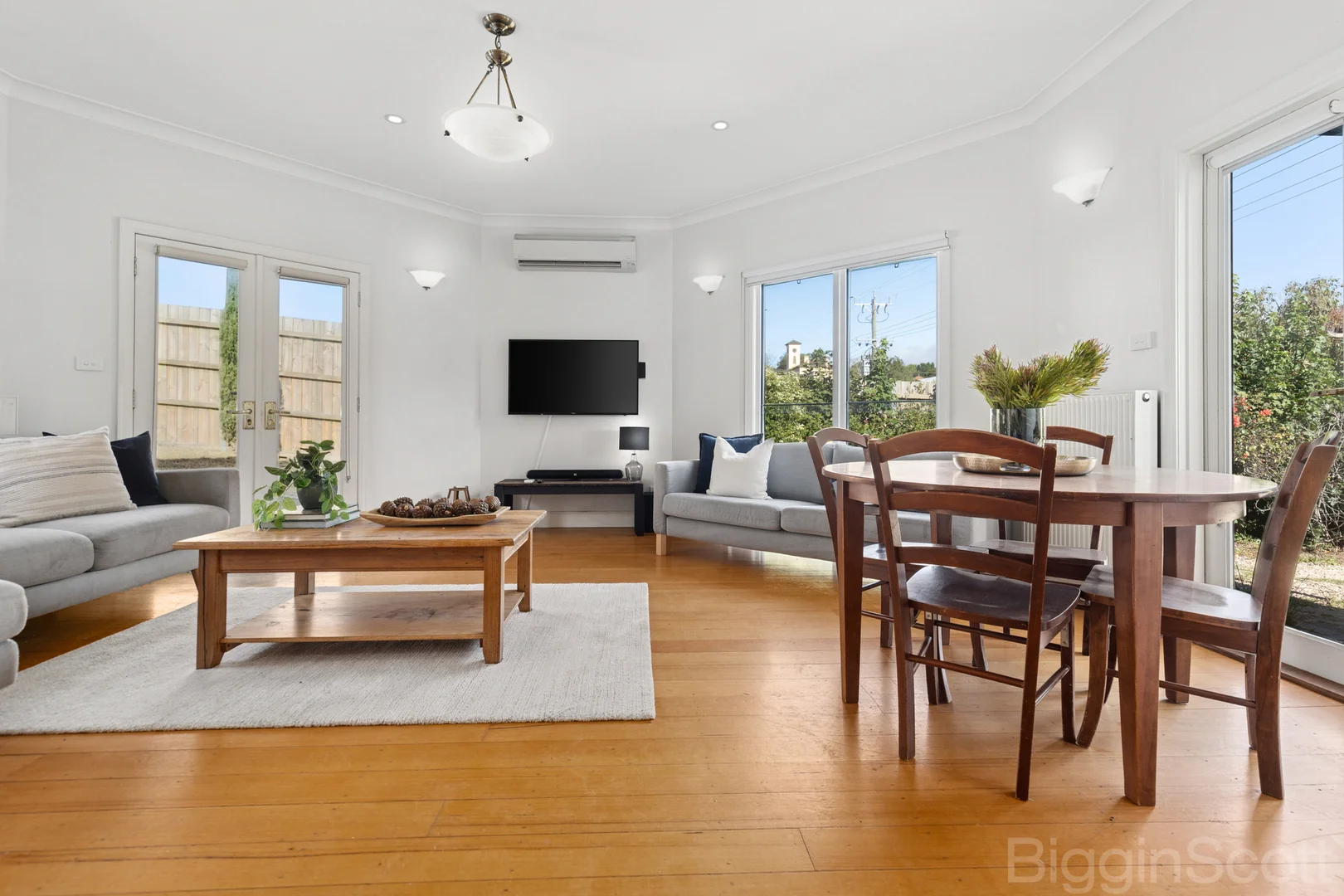 65 Central Springs Road - Image 5