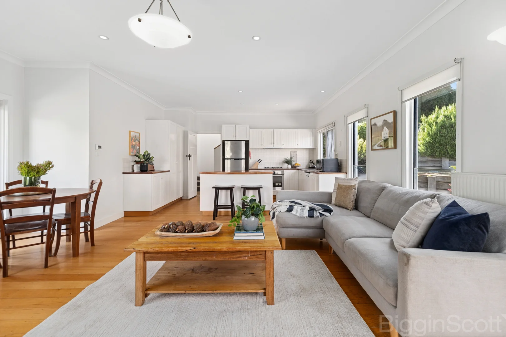 65 Central Springs Road - Image 2