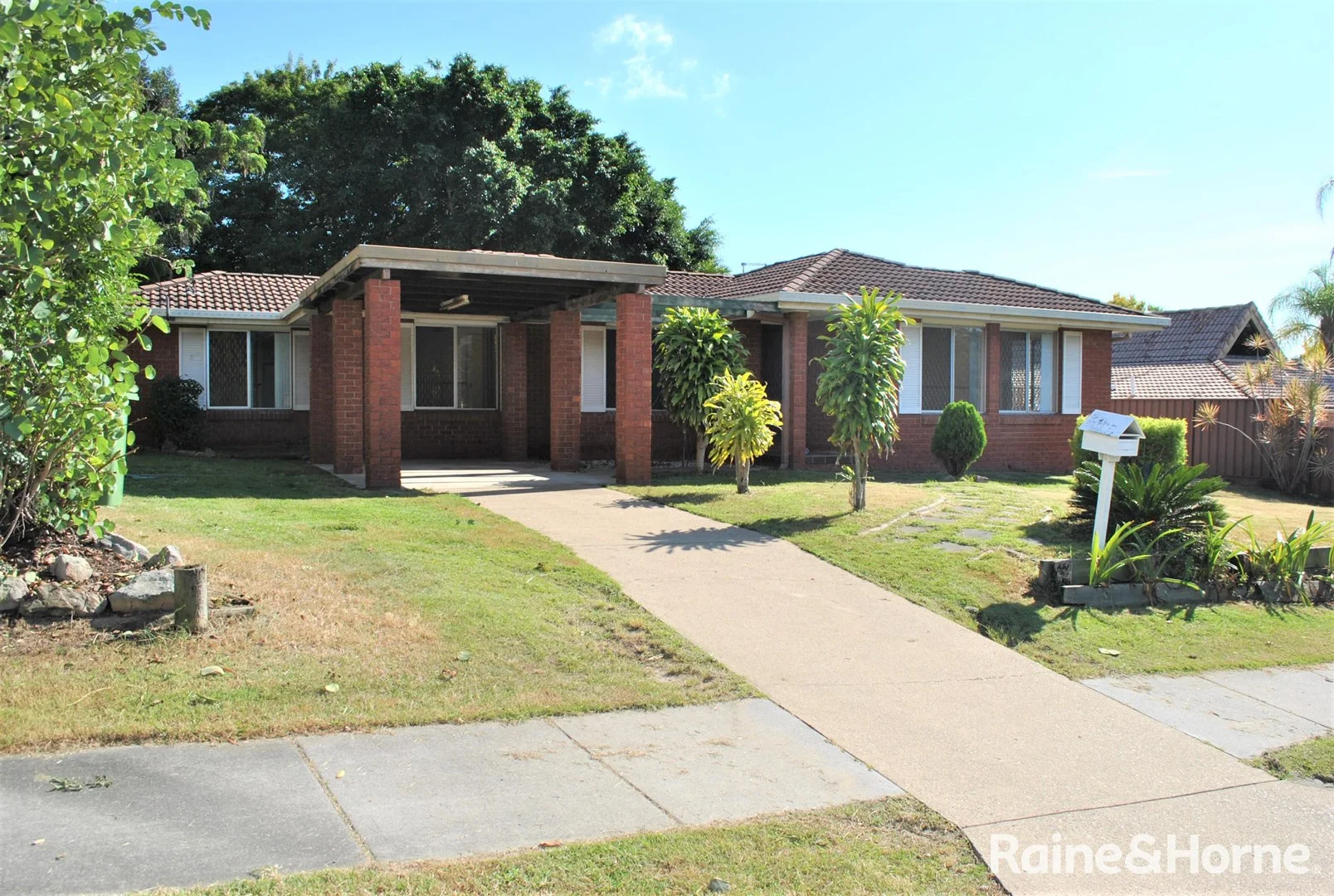 65 Collingwood Drive (1/1)