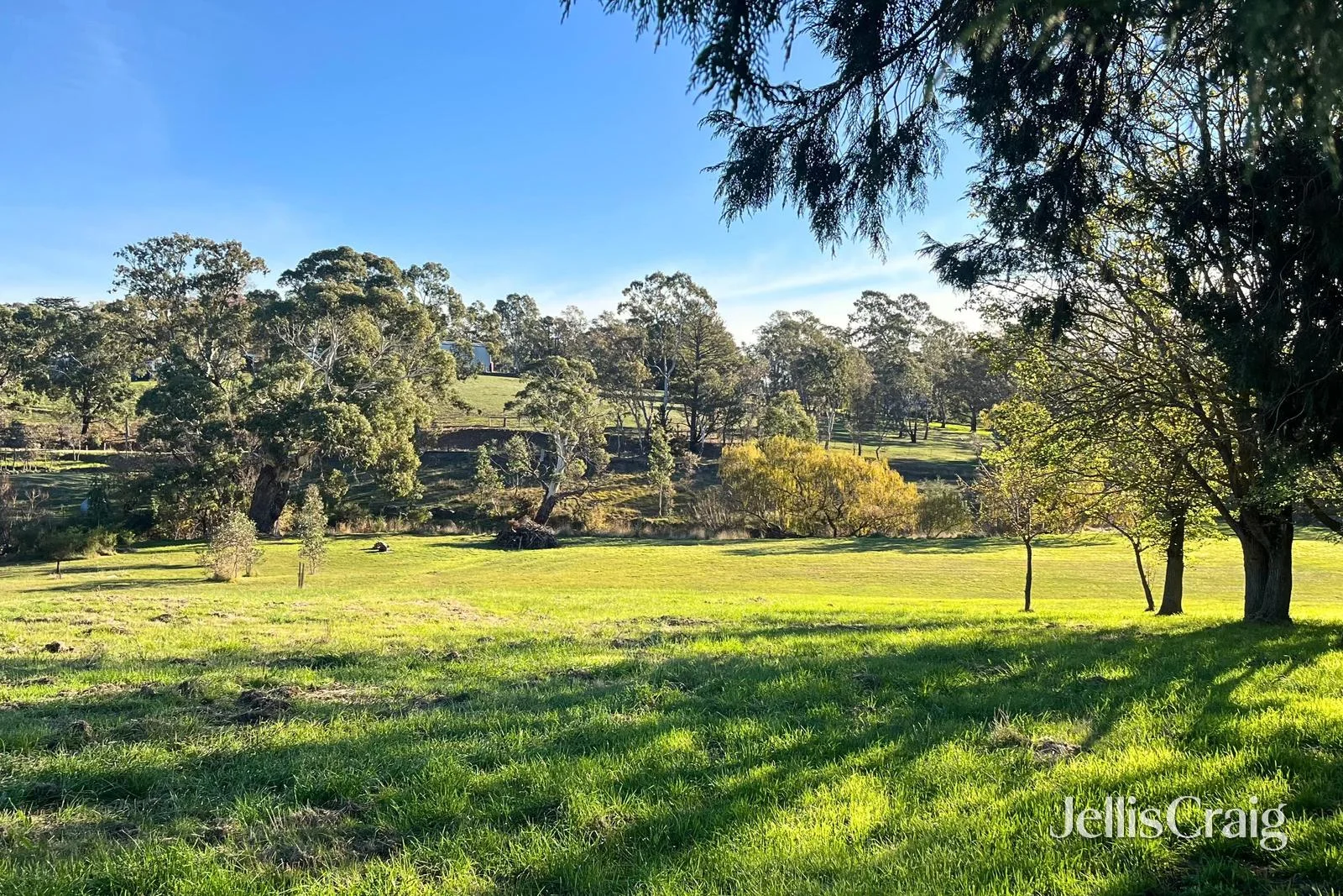 65 Rose Hill Road - Image 3