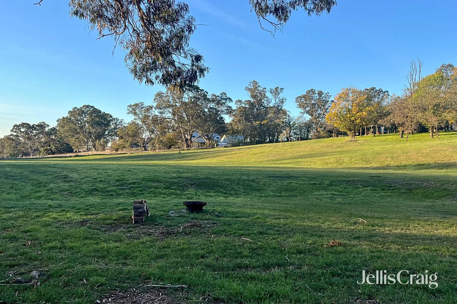65 Rose Hill Road - Image 4