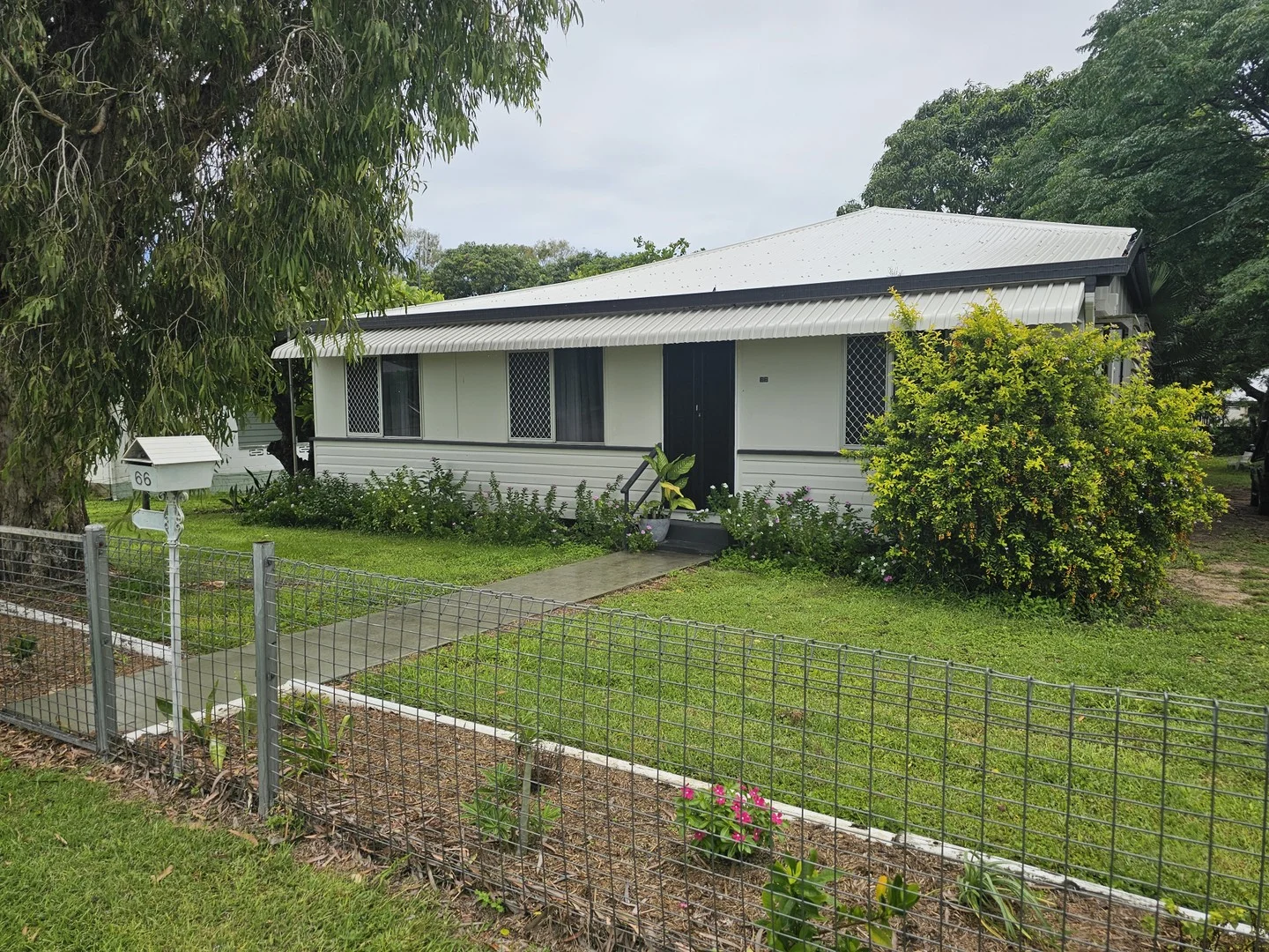 66 Canberra Street (1/22)