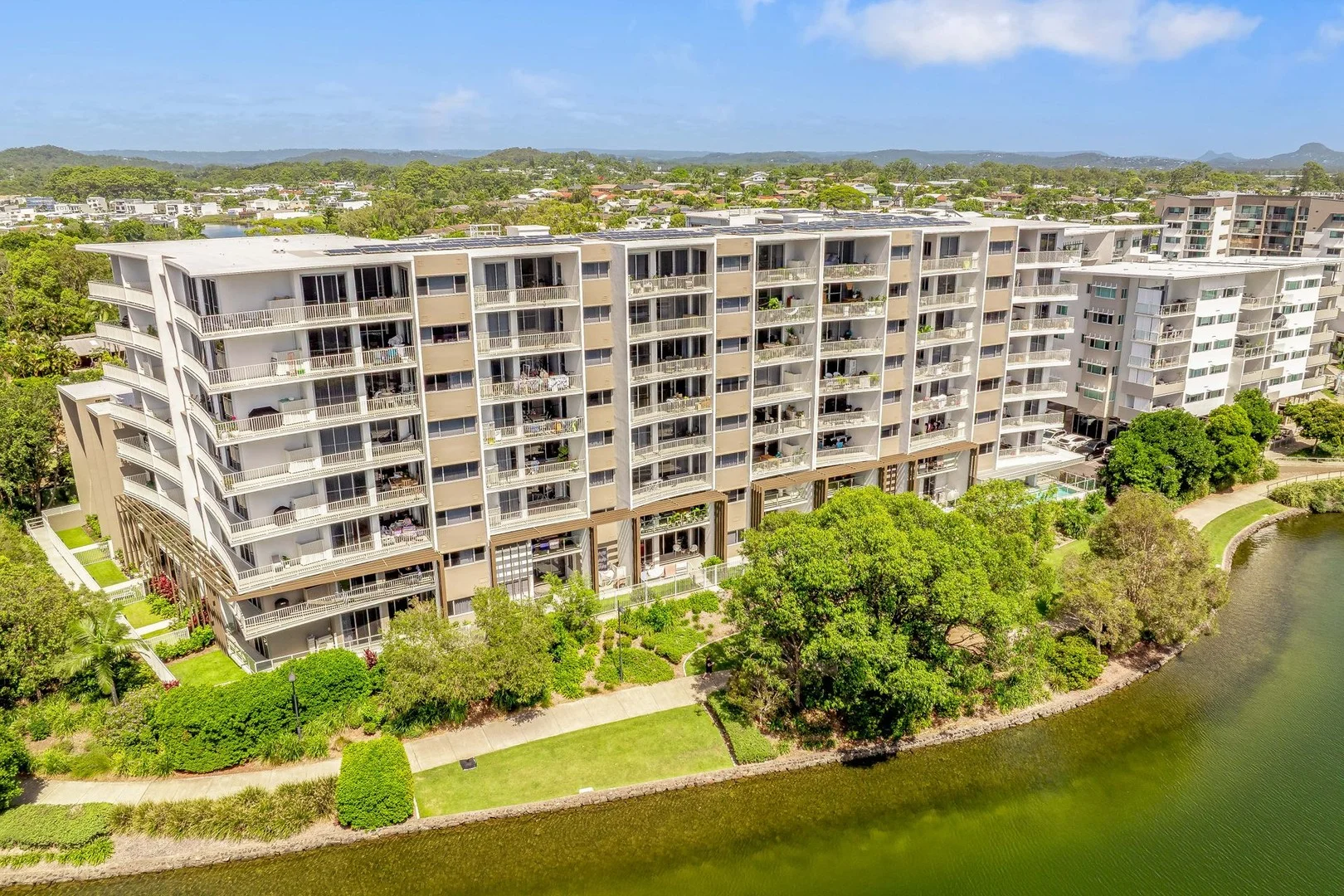 6605/6 Emporio Place (1/47)