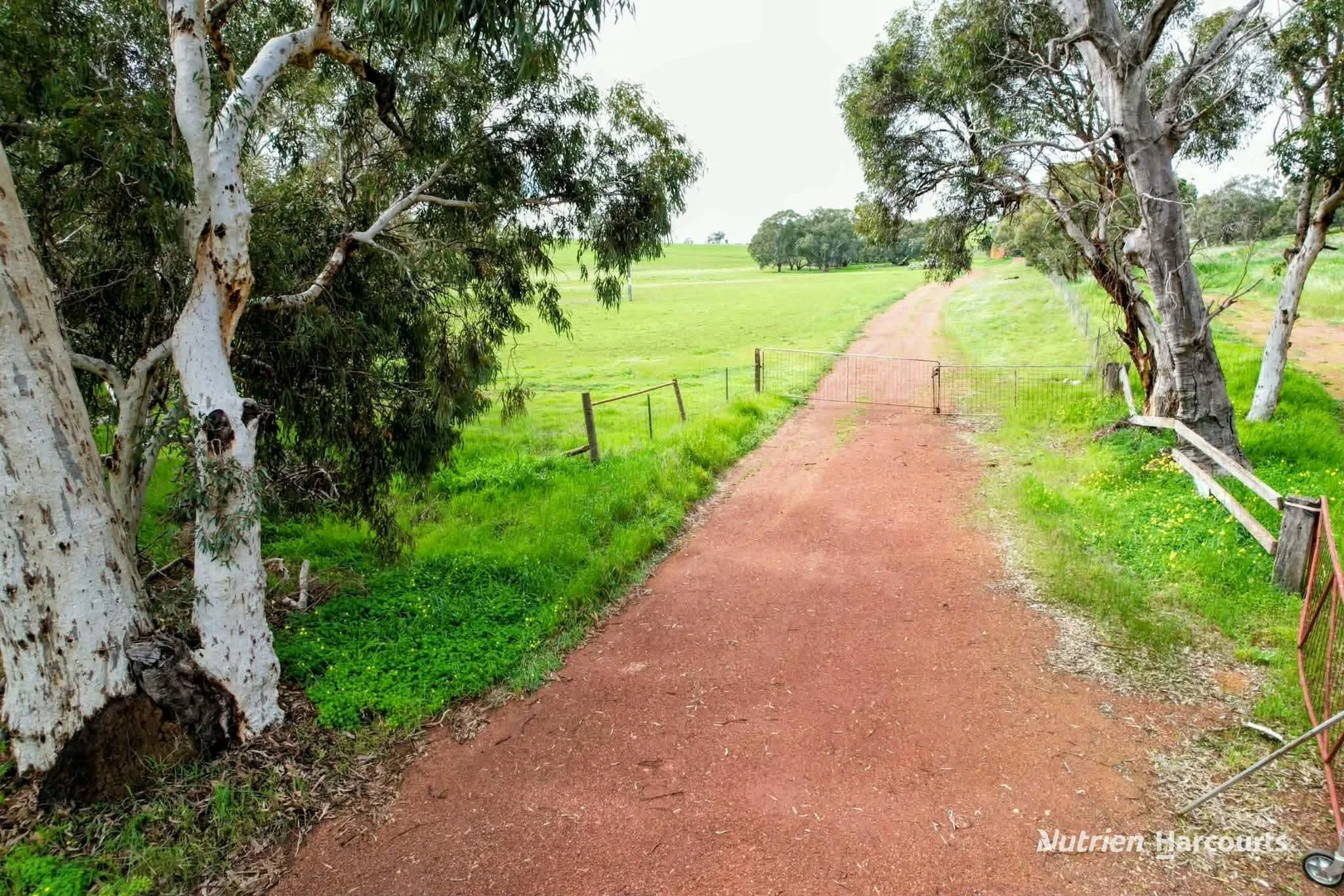 6612 Great Northern Highway - Image 4