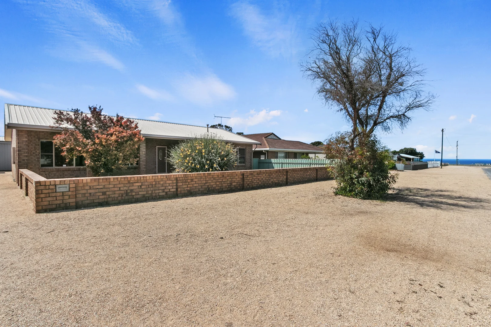 67 High Street - Image 3
