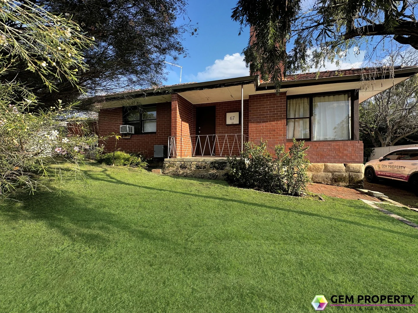 67 Sharman Street (1/27)