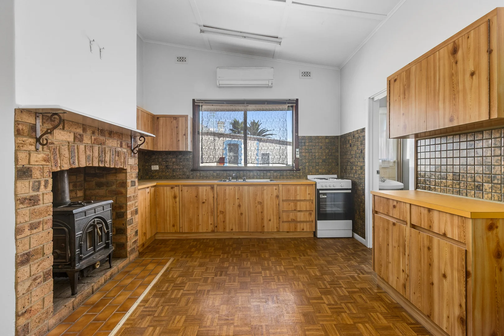 69 Cornish Terrace - Image 5