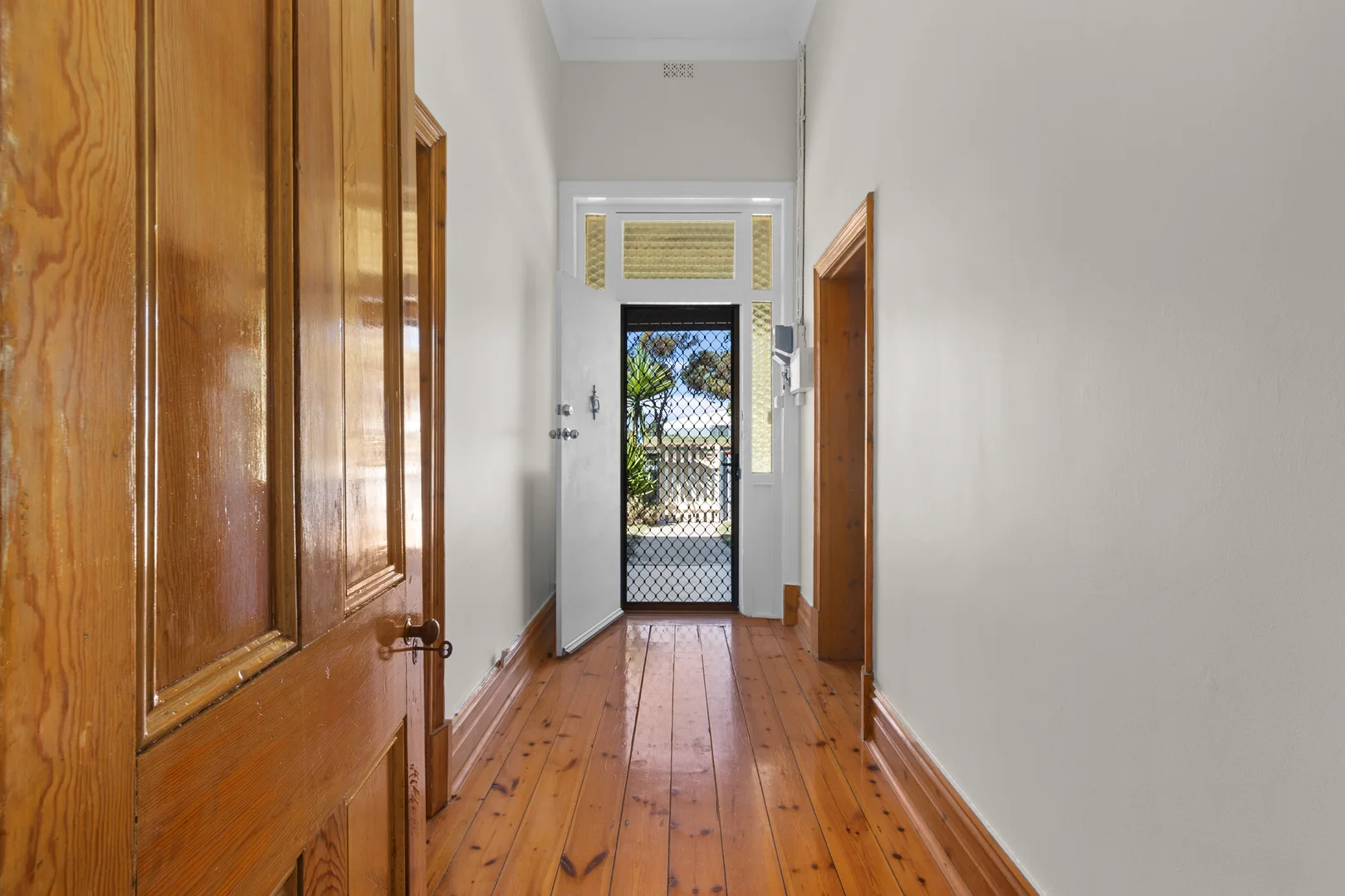 69 Cornish Terrace - Image 4