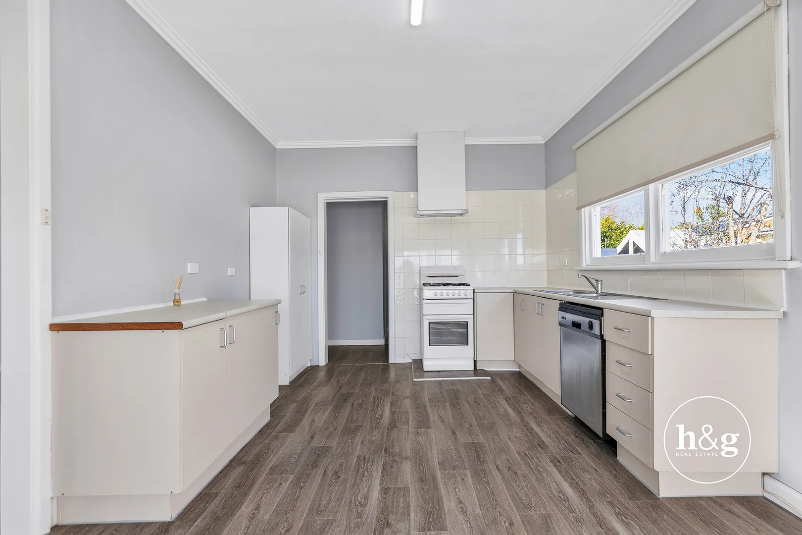 69 Dawes Road - Image 3