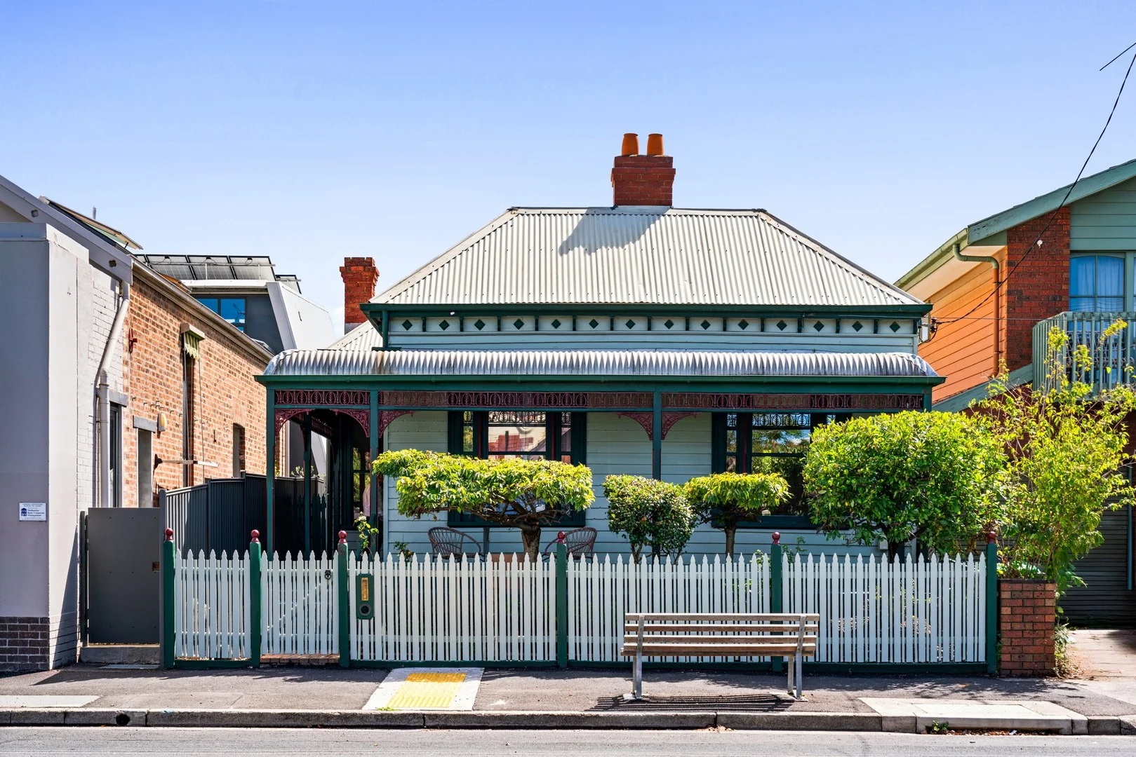 69 Glenlyon Road (1/1)