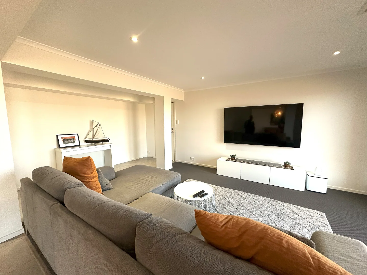 69 Pommern Way - Image 5