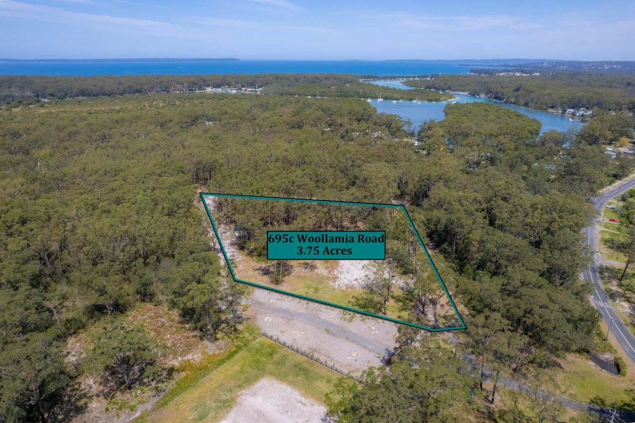 695C Woollamia Road (1/5)