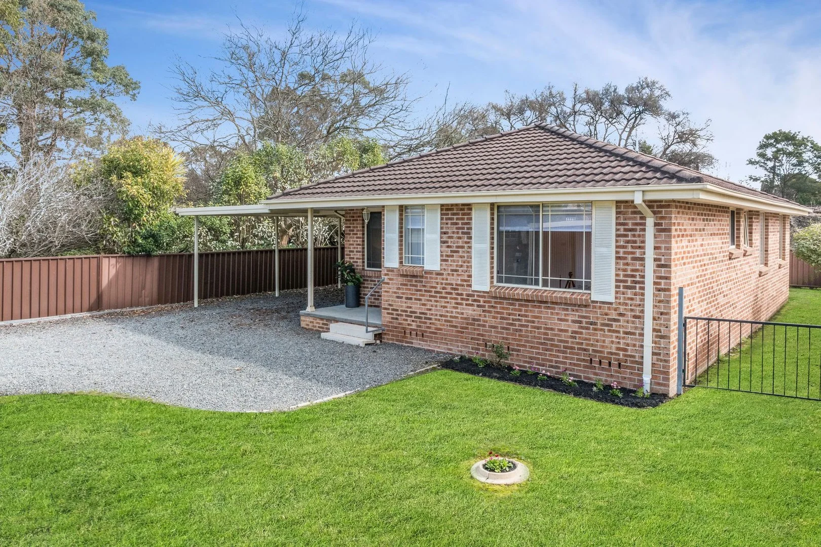 69B Throsby Street (1/29)