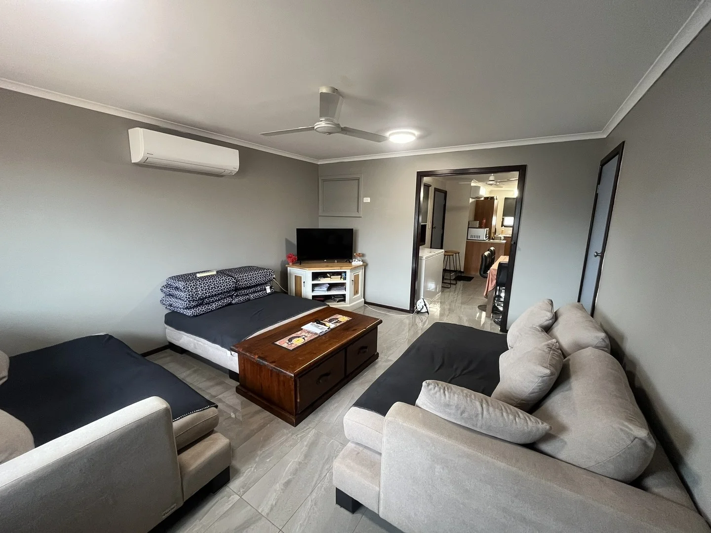 6B Nyanda Place (1/1)