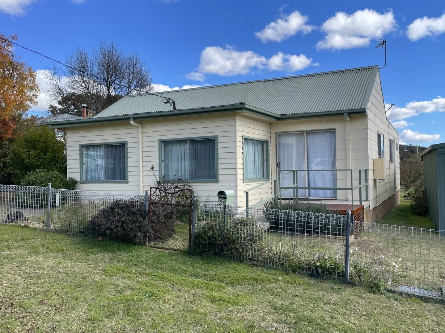 6S Middle Street (1/12)