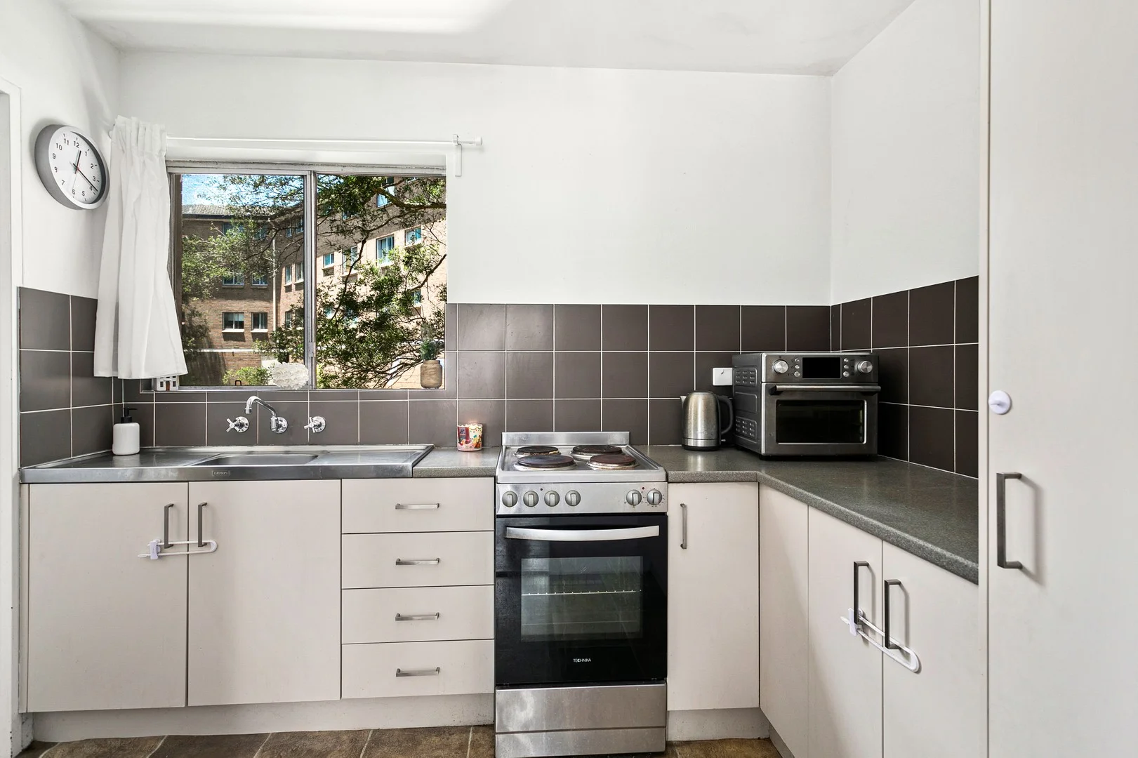 7/133B Campbell Street (1/1)