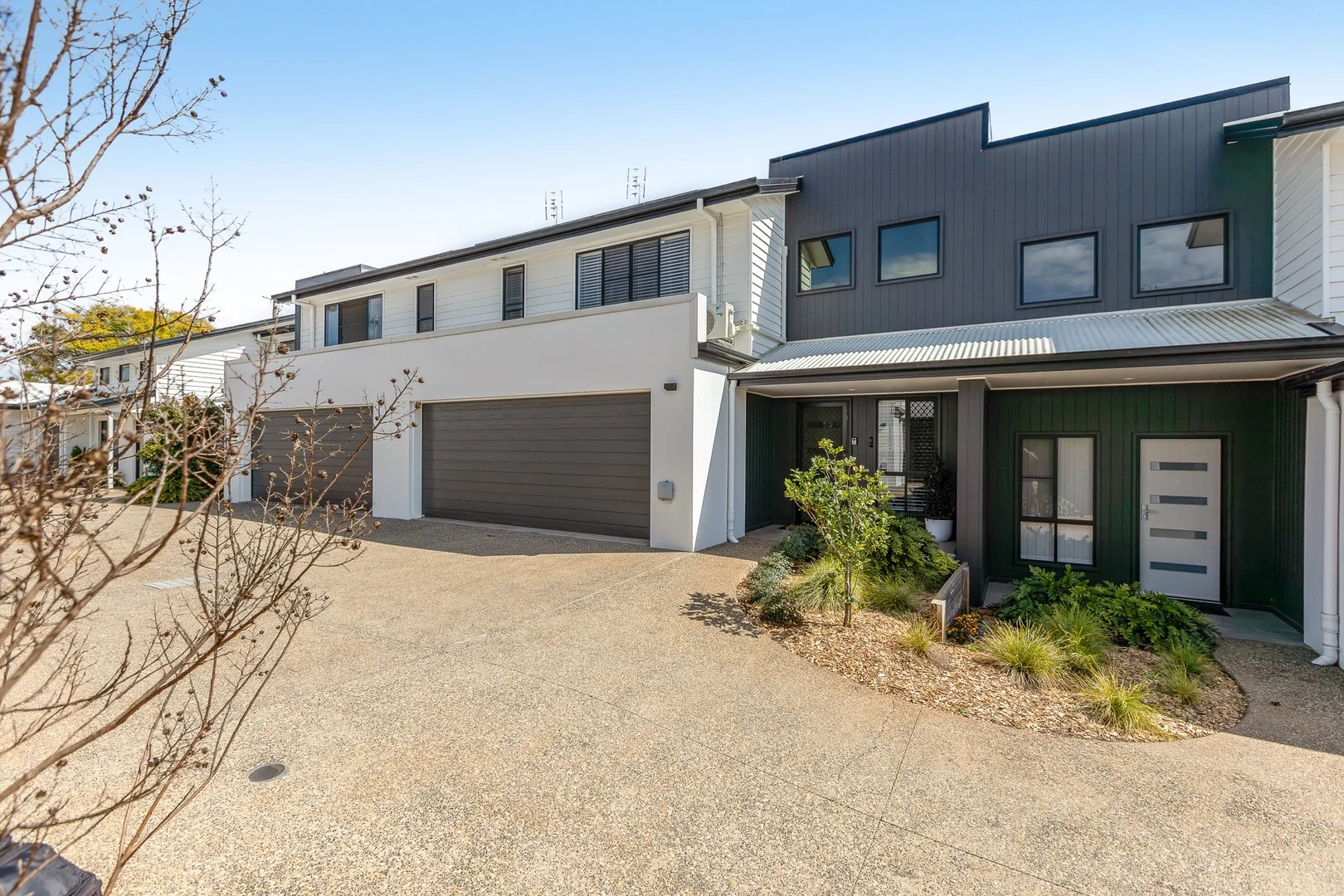 7/319a Bridge Street (1/1)
