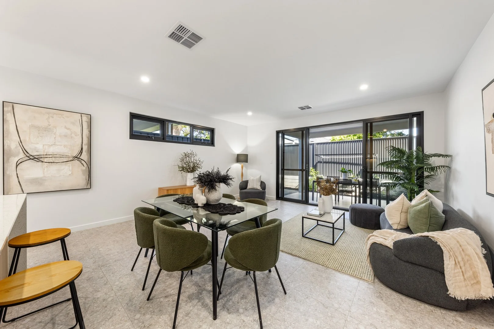 7/4 Reynell Road (1/1)