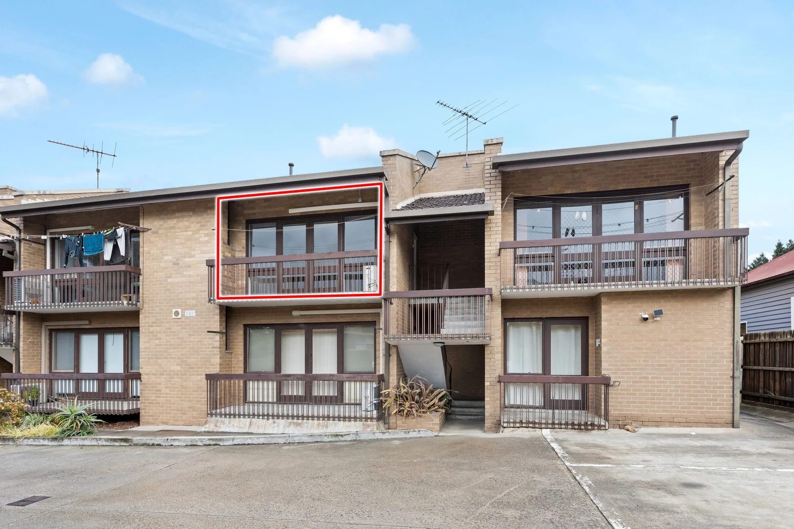 7/44 Geelong Road (1/9)