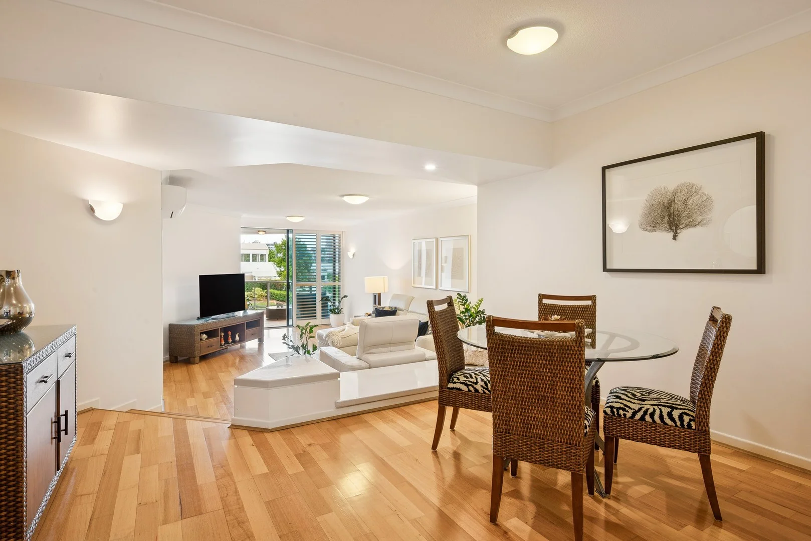 7/78 Cairns Street (1/24)