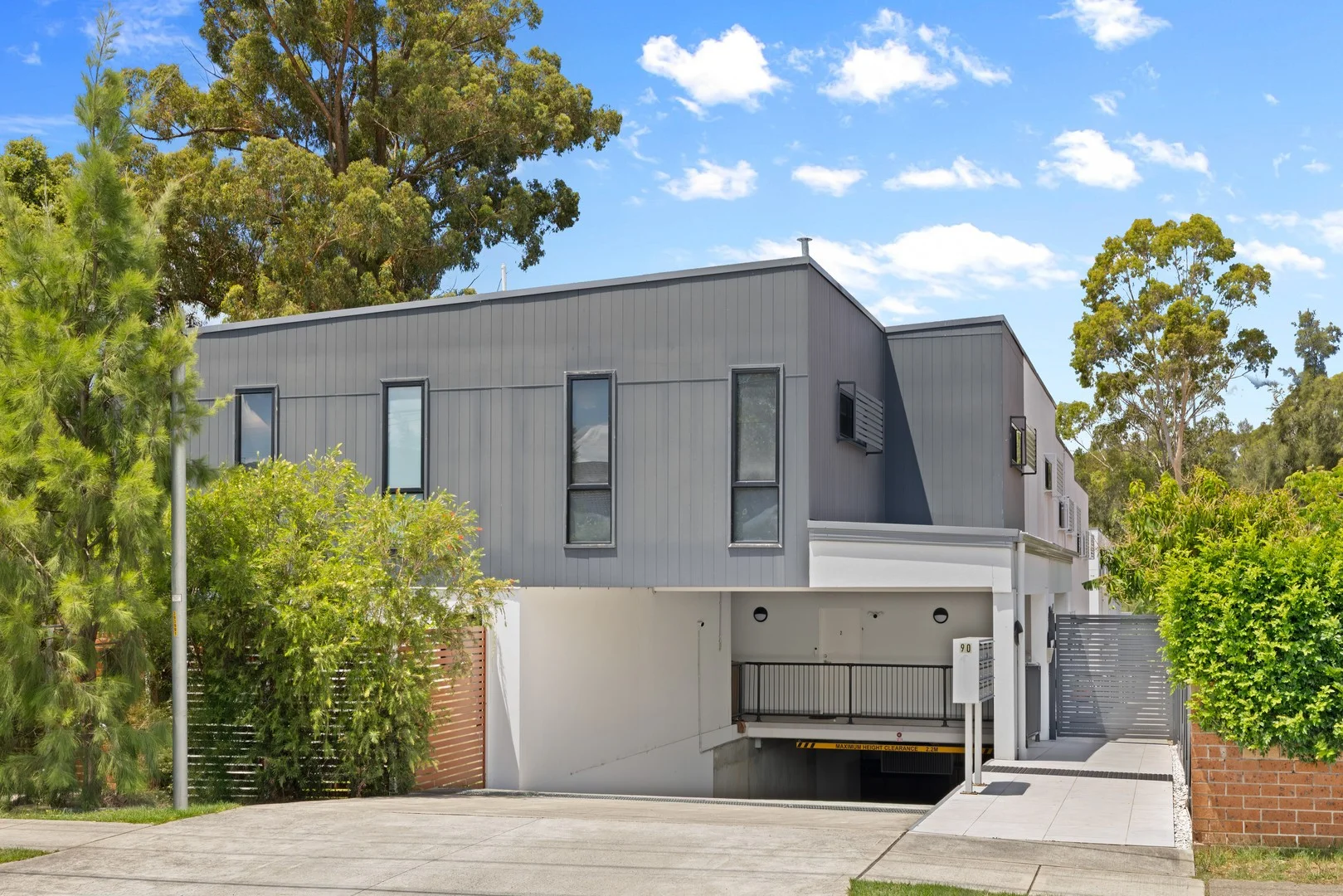 7/90 Metella Road (1/18)
