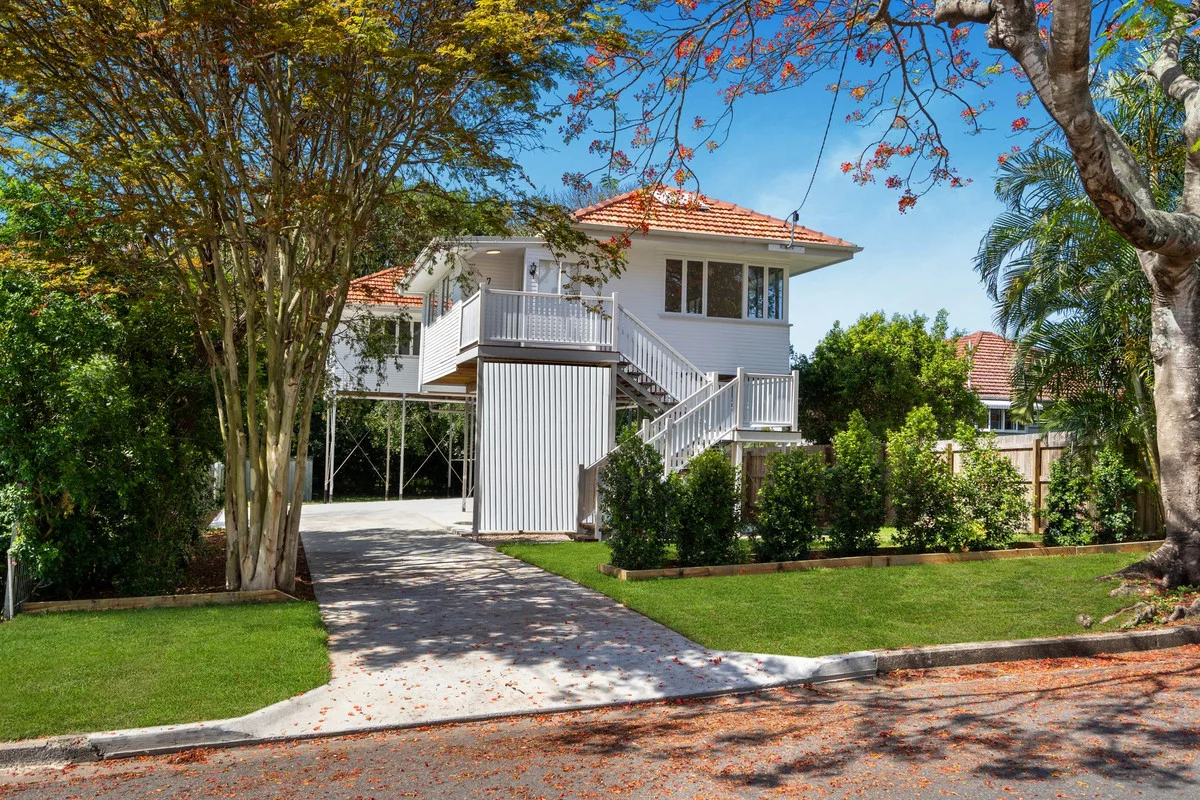 7 Allamanda Street (1/21)