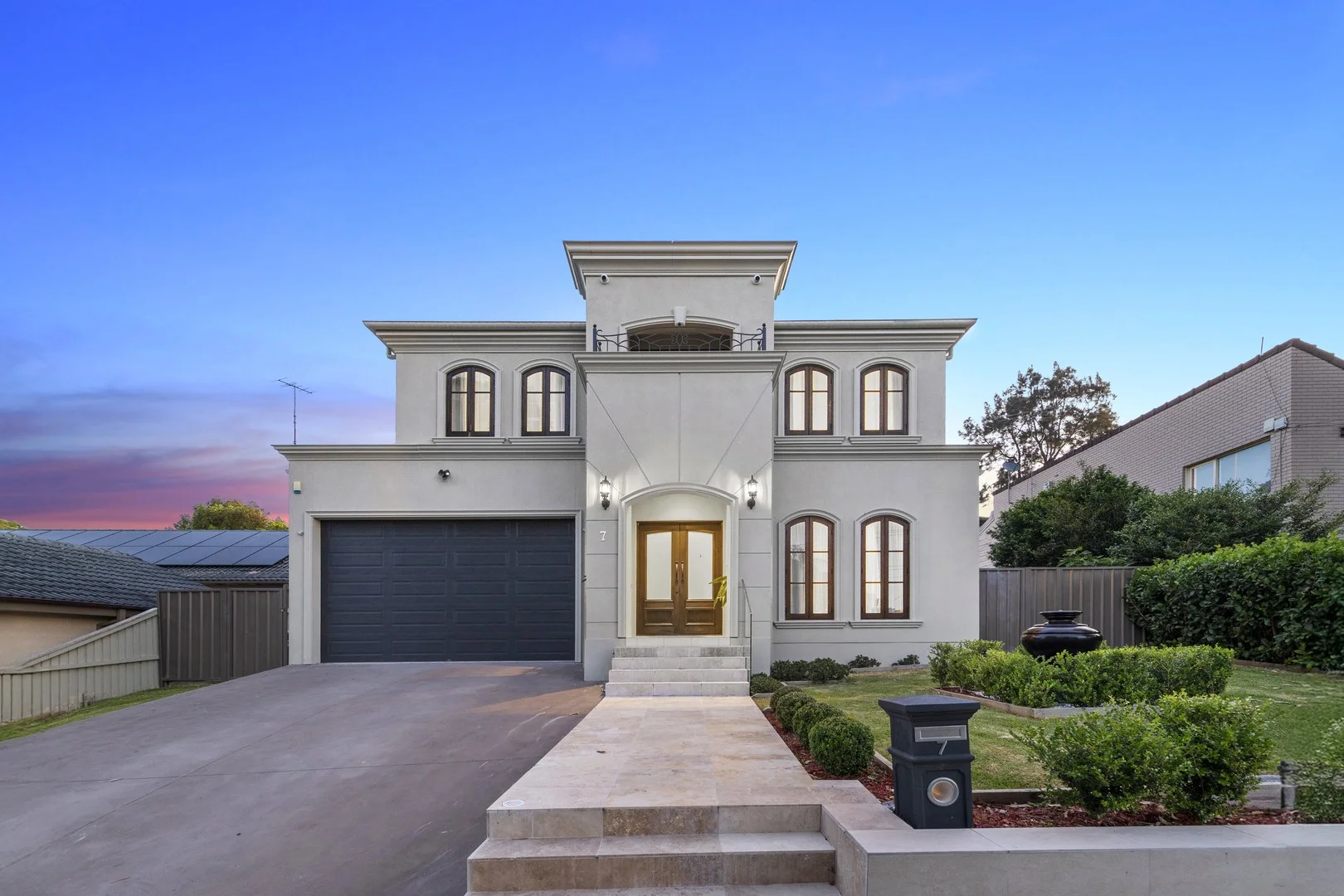 7 Burraga Avenue (1/1)