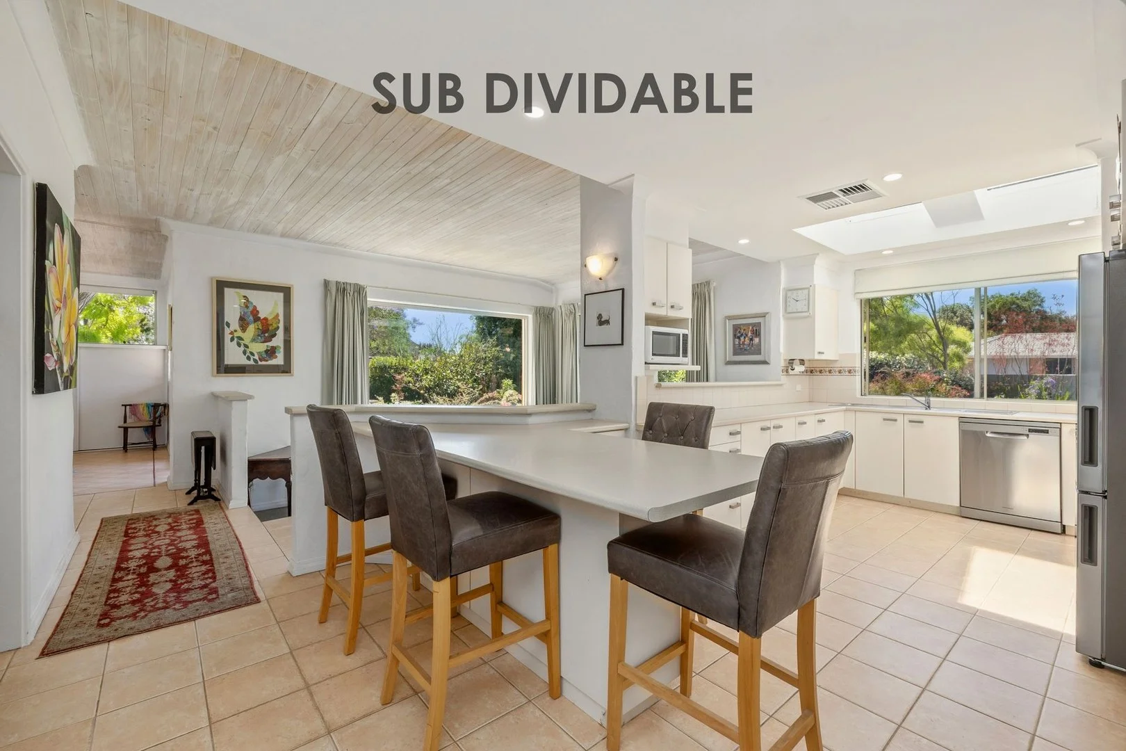 7 Clarke Way (1/28)