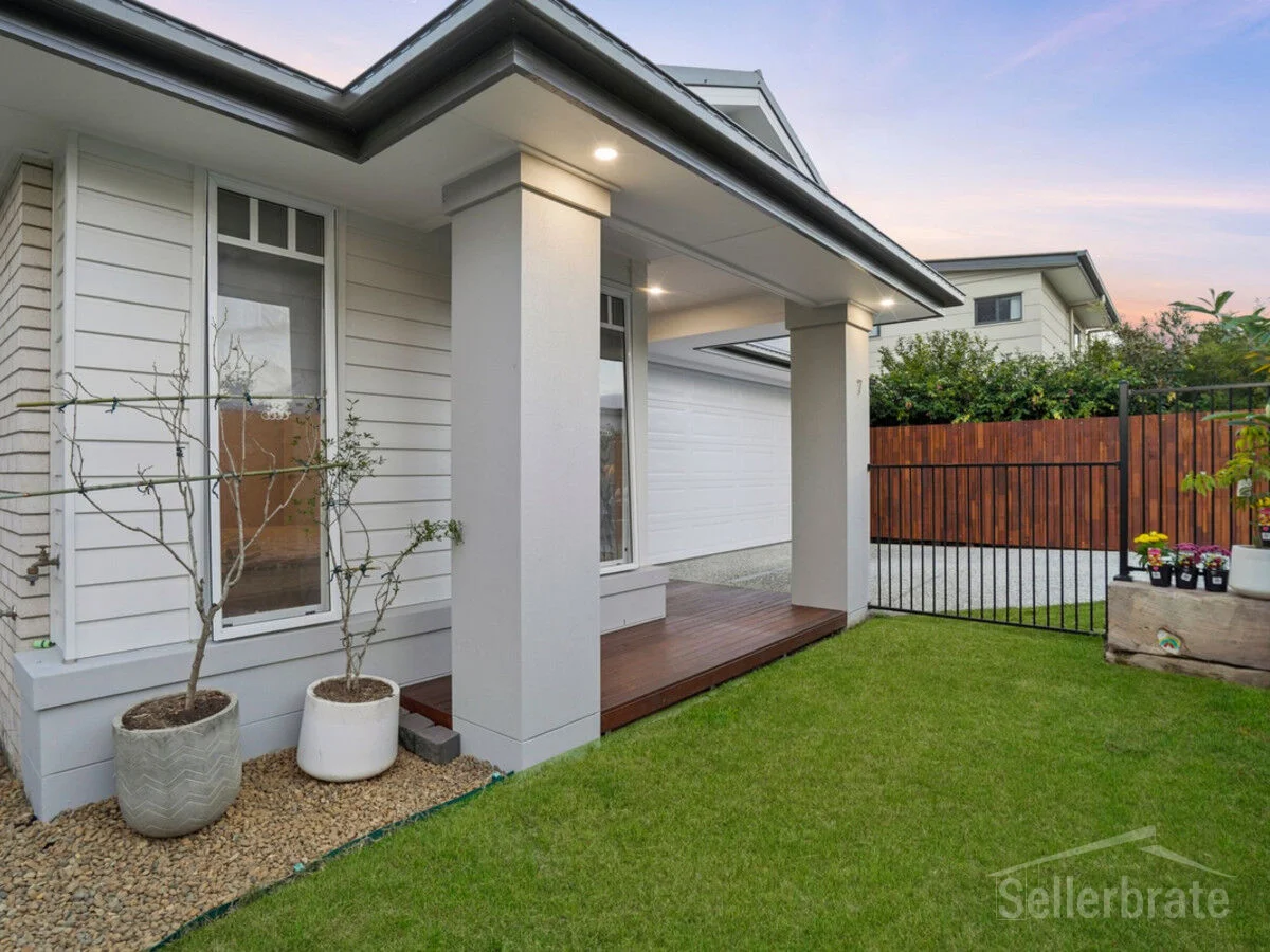 7 Costalot Street (1/1)