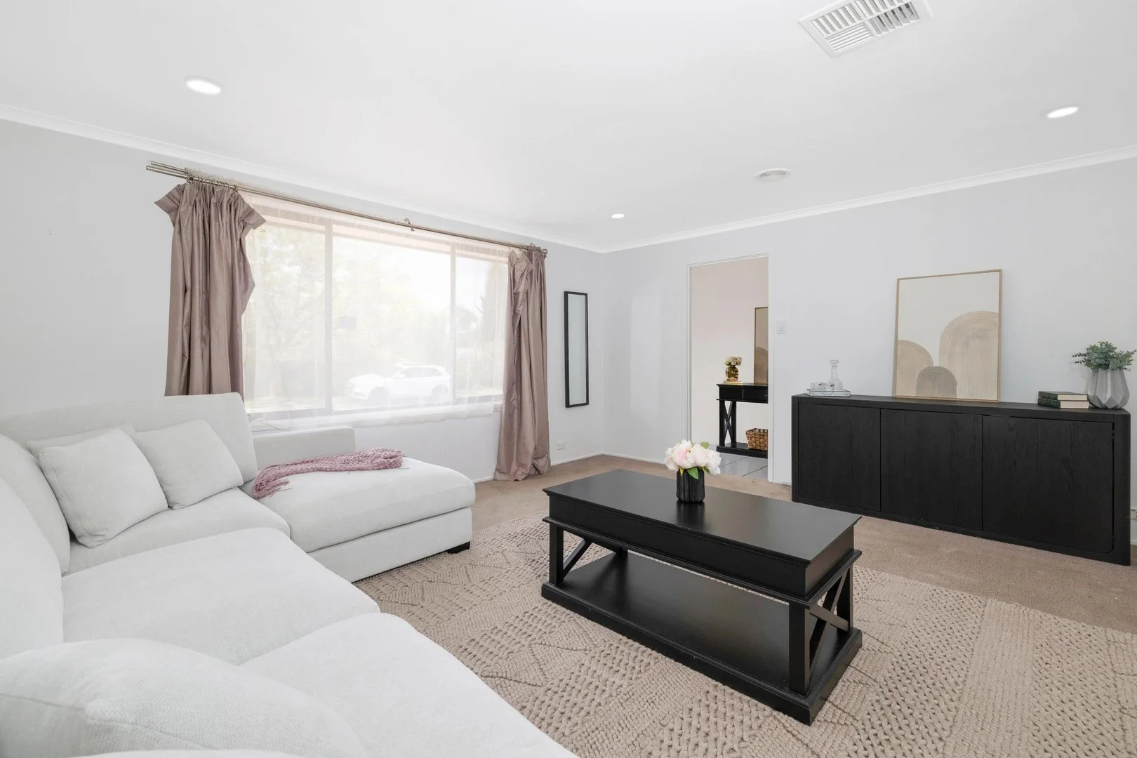 7 Curnow Place (1/22)