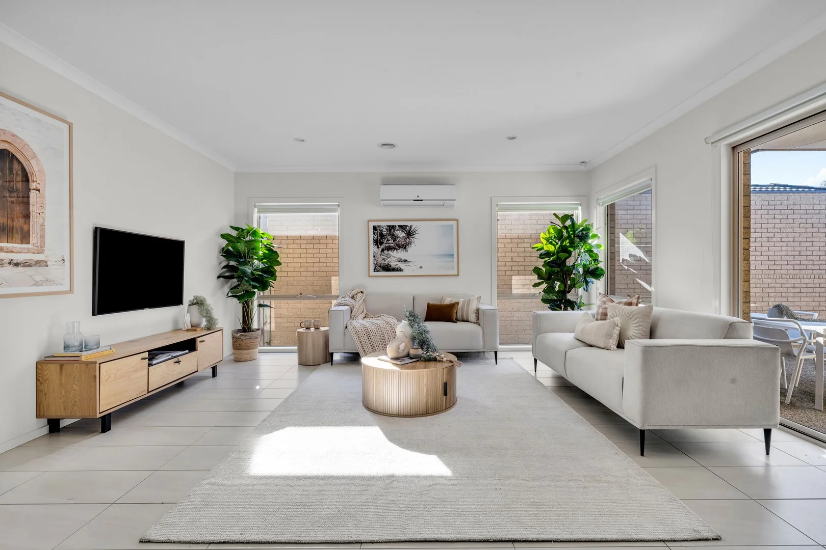 7 Derwent lane (1/21)