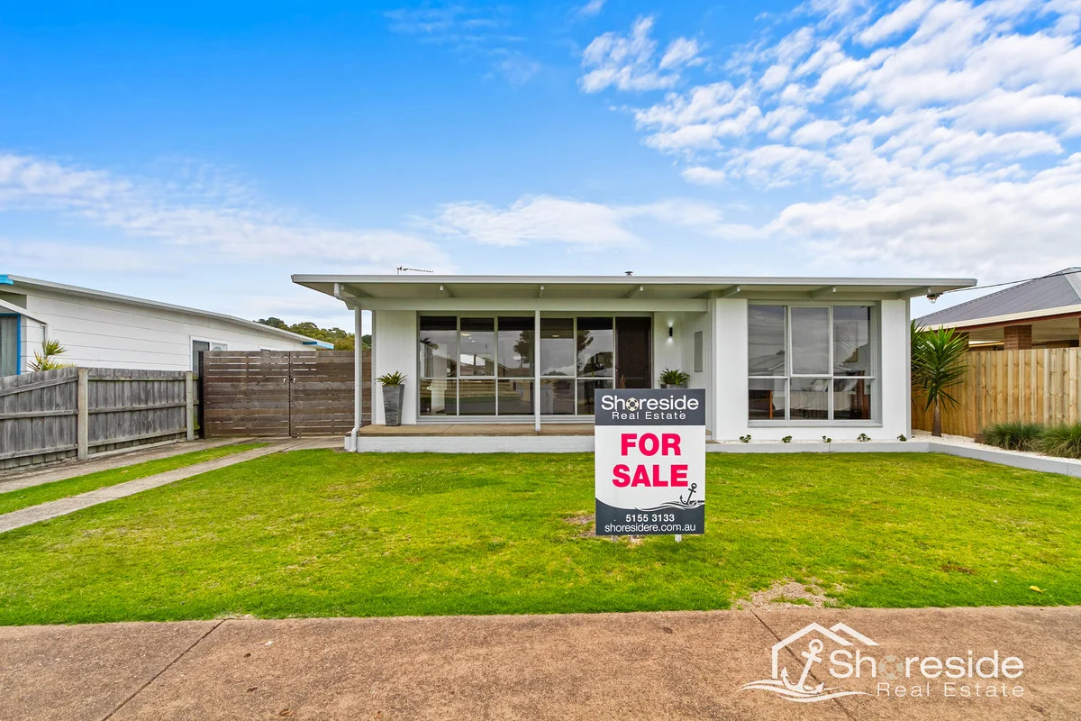 7 Eastern Beach Road (1/26)