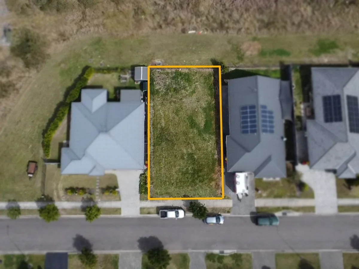 7 Haywood Way (1/3)