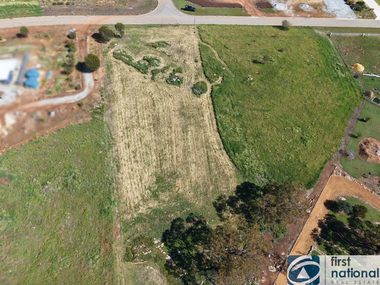 7 Jacamar Drive (1/5)