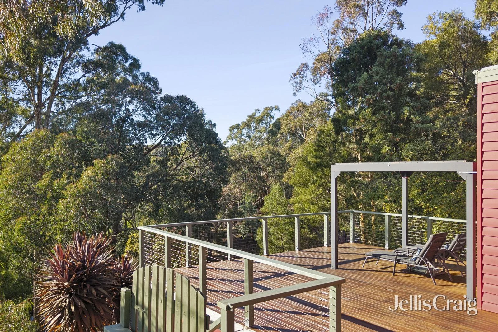 7 Main Road - Image 3