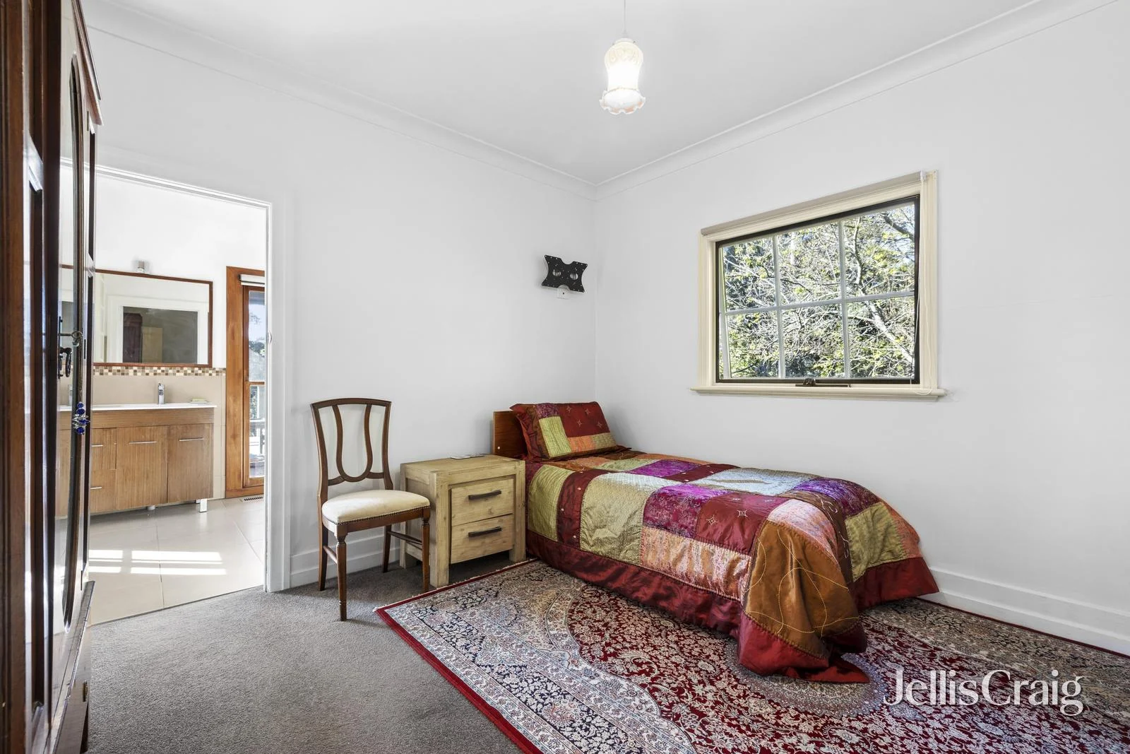 7 Main Road - Image 5