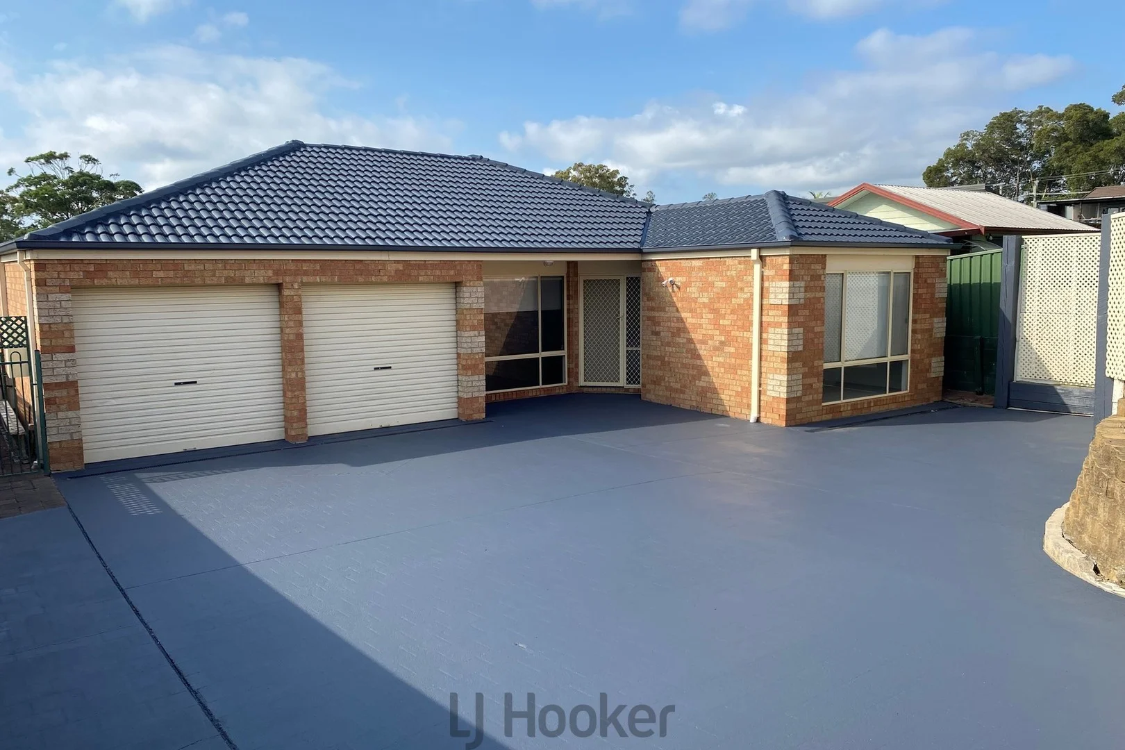 7 Manooka Street (1/24)