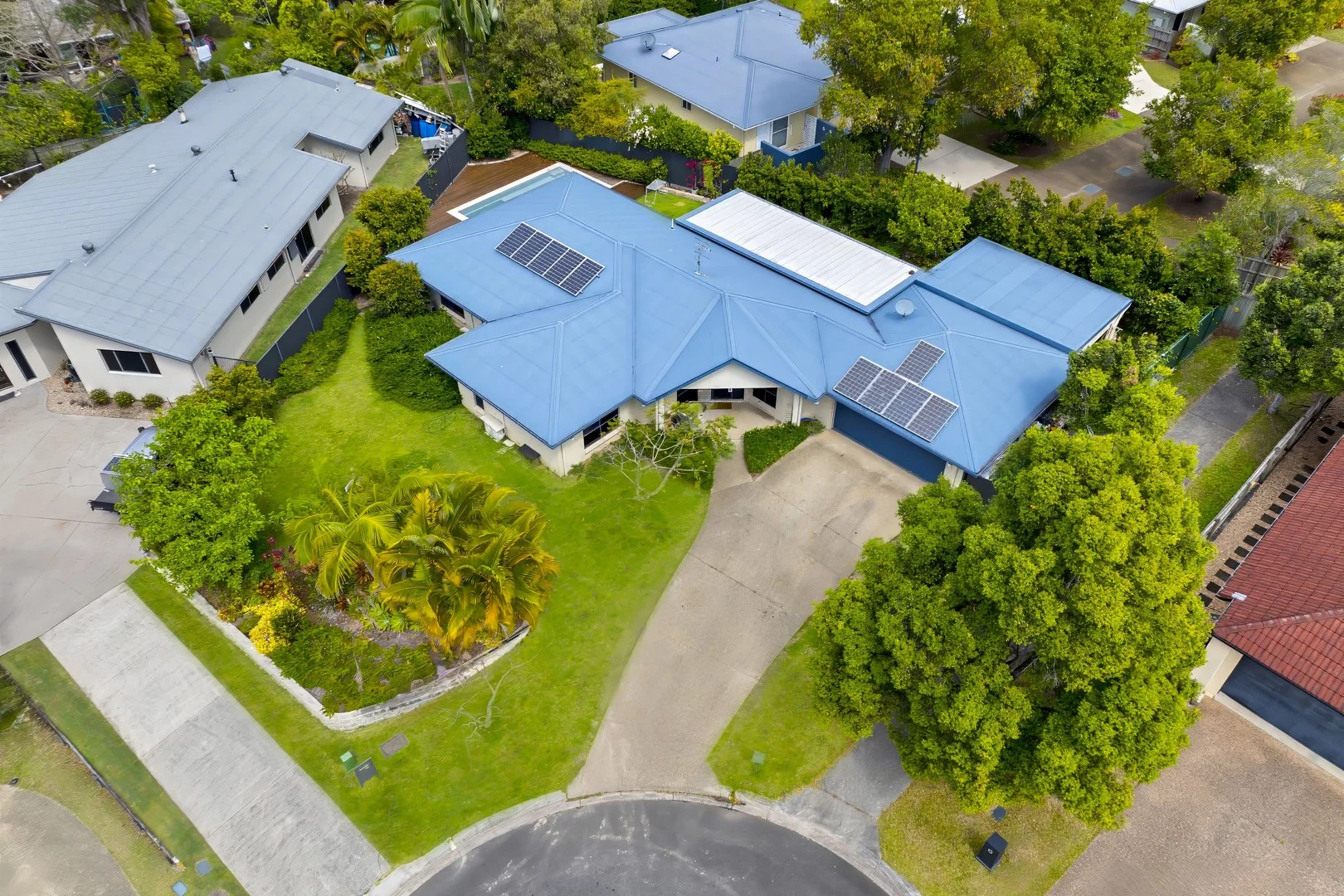 7 Nazeby Crescent (1/18)