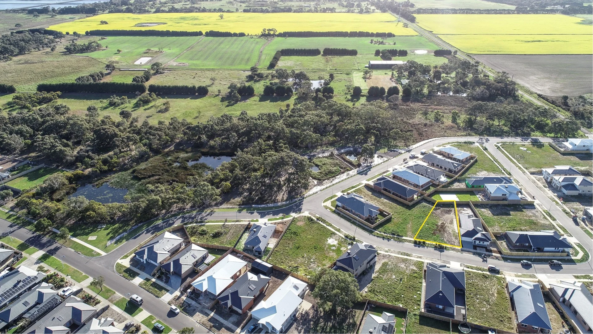 7 Newport Crescent - Image 3