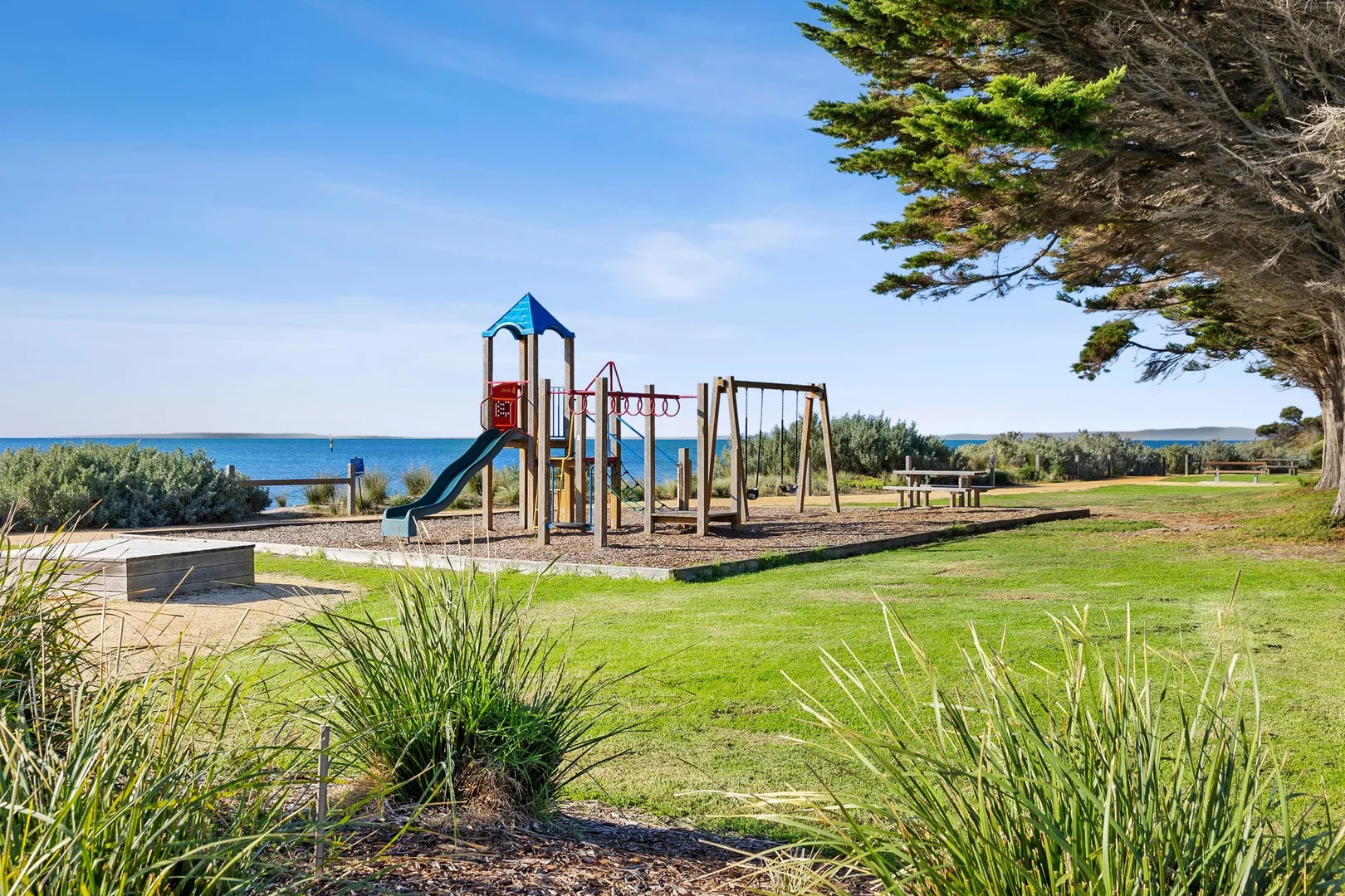 7 Newport Crescent - Image 5