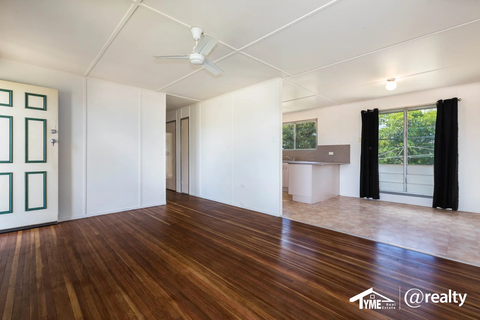 7 Oak Street - Image 4