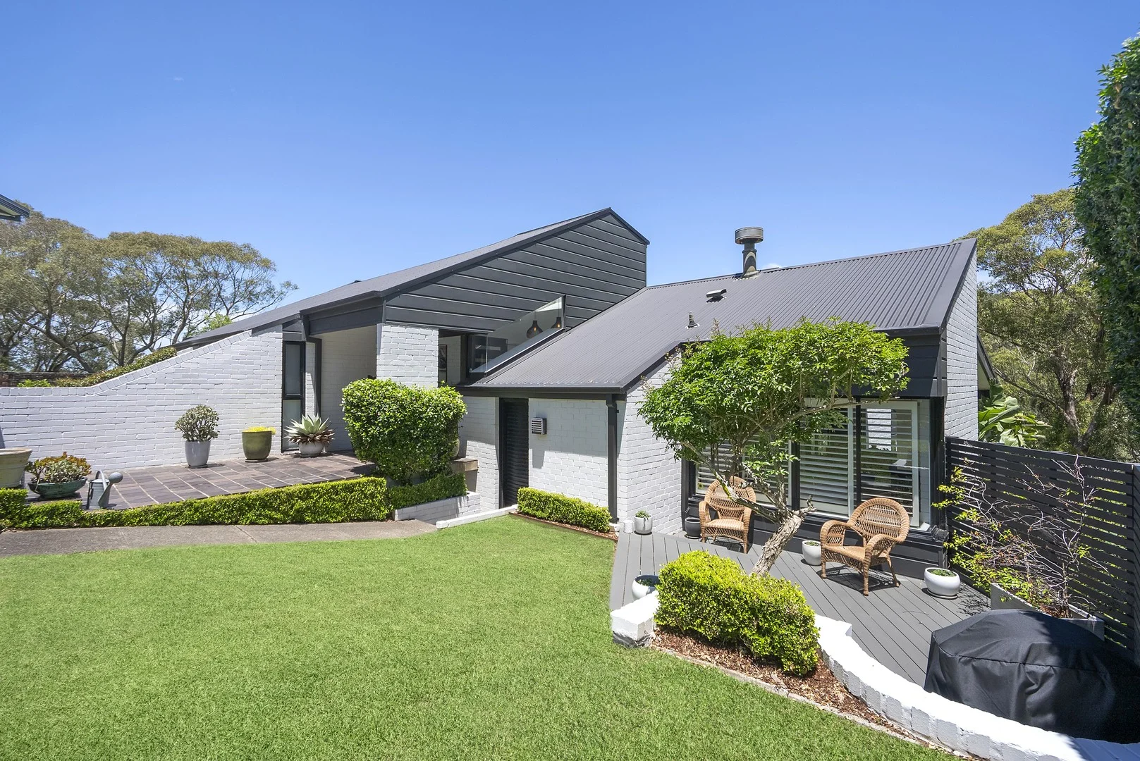 7 Ravenhill Road (1/1)