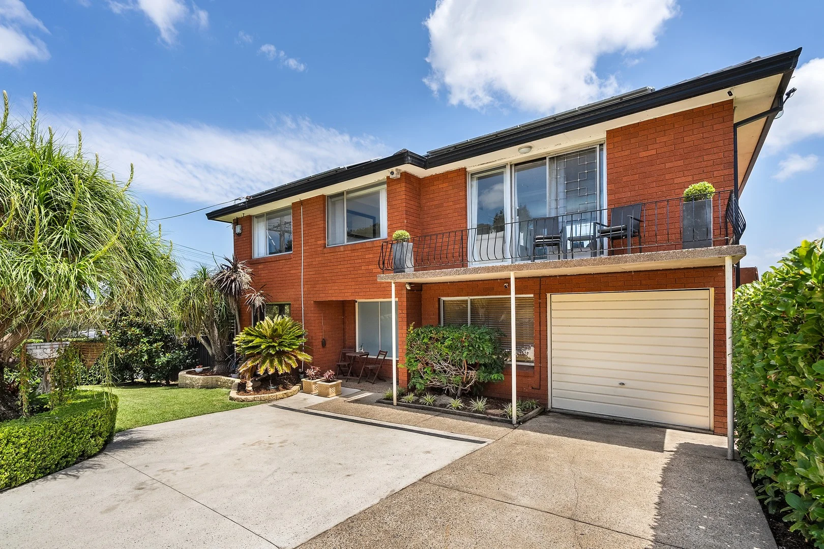 7 Tennyson Road (1/16)