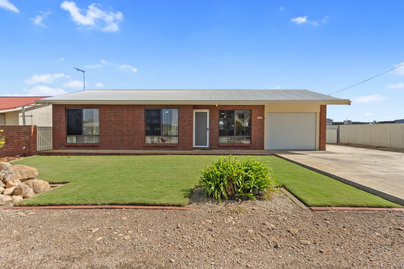 SOLD - $435,000