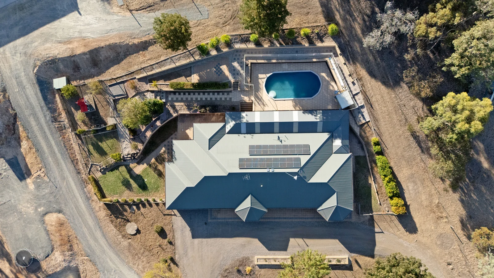 7 William Gilbert Avenue (1/37)