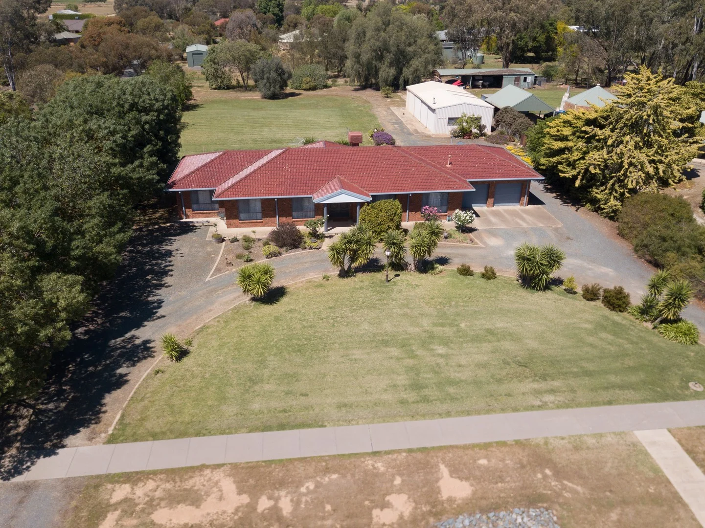 70 Ferguson Road (1/23)